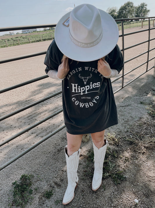 Hangin With The Hippies And The Cowboys