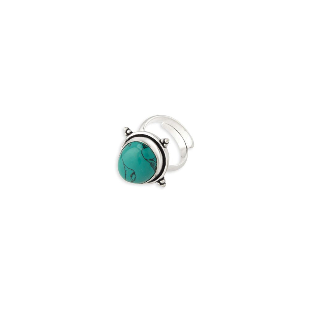 Myra Oval Ring
